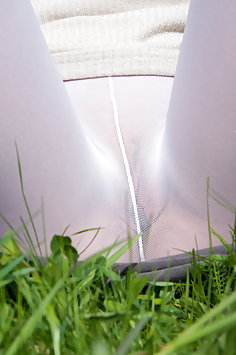 Jeny Smith cream leggings - image 