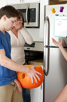 Aubrey Sinclair jerks off stepbrother in Halloween pumpkin | BrattySis - image 