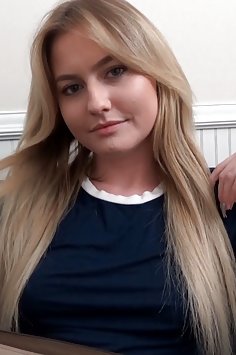 Therapist's POV fuck with Britney Light | HotCrazyMess - image 