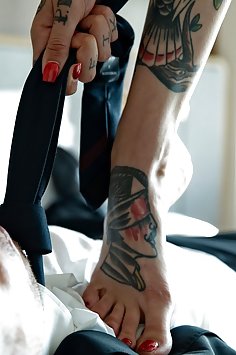 Rocky Emerson fucks Mick Blue | Deeper - image 